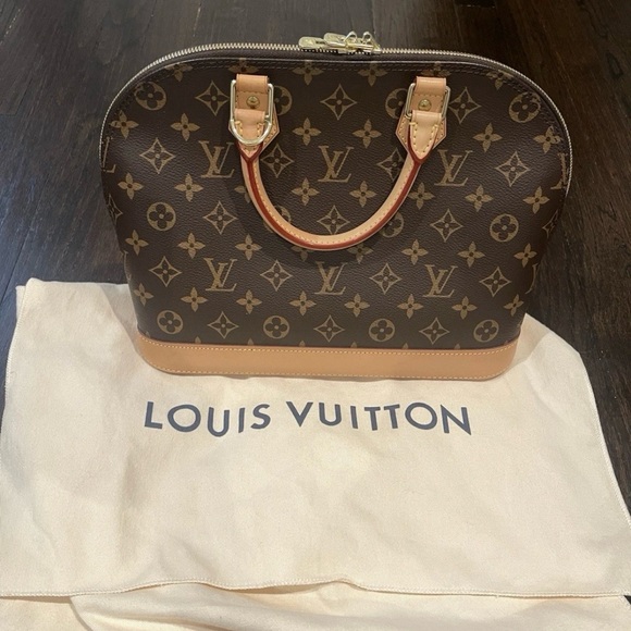 Louis Vuitton Handbags - Louis Vuitton bag